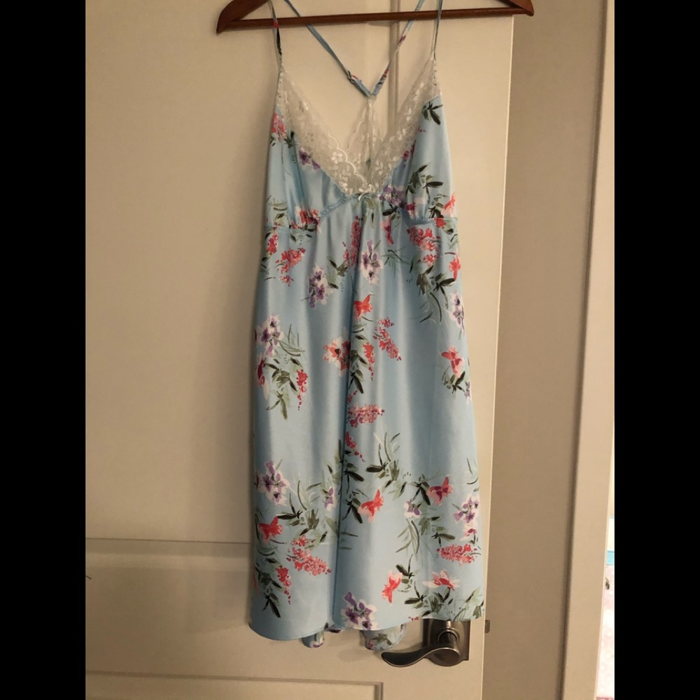 Apt 9 xxl silk night gown with matching robe